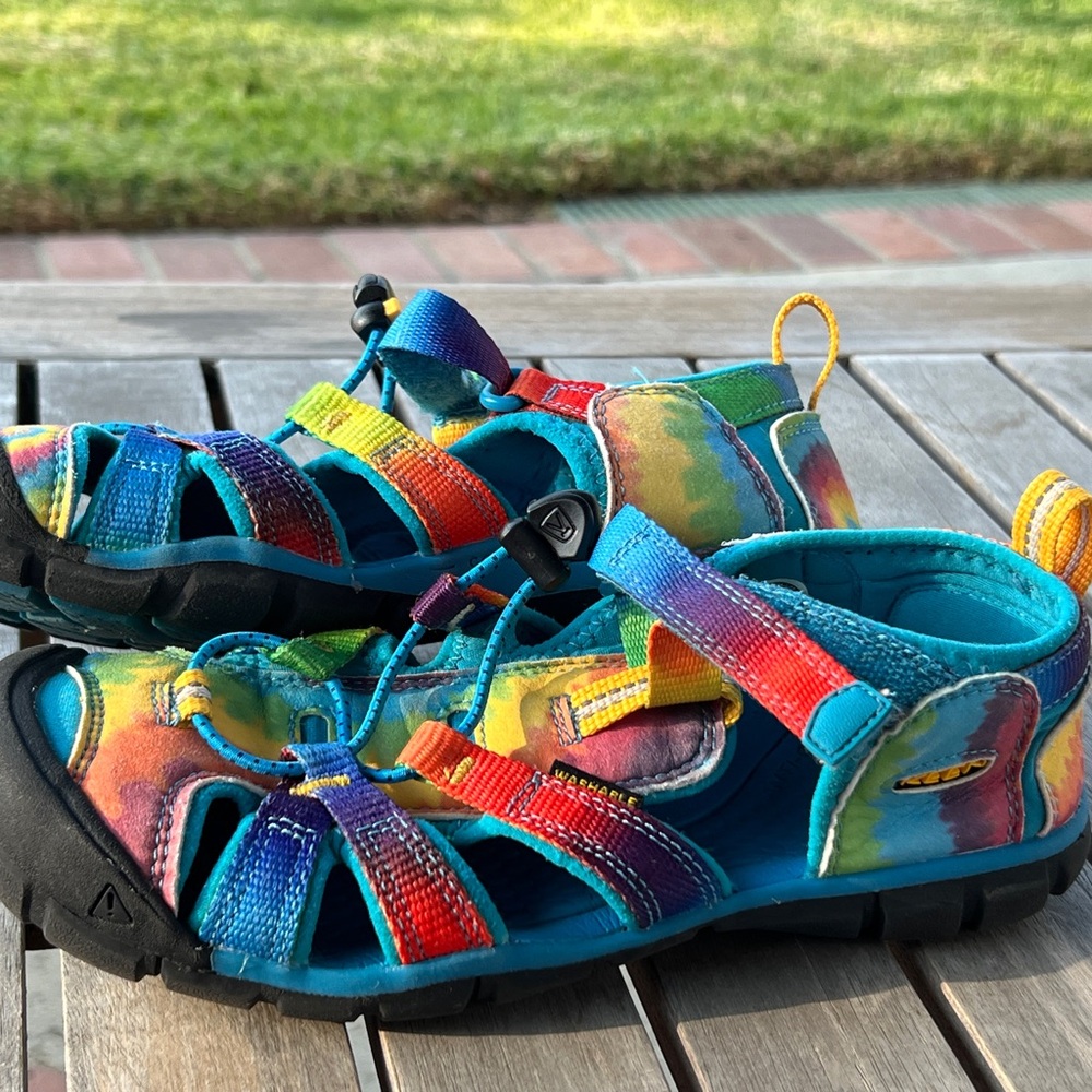 Kids Keen Sandals Water Beach Size 3 Blue Rainbow Tie Dye
